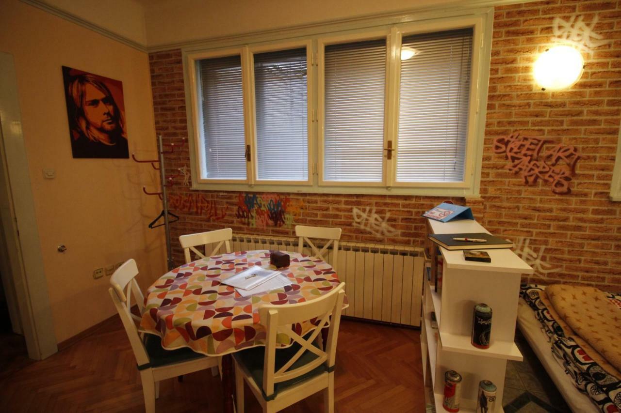 Street Art Suite ซาเกร็บ ภายนอก รูปภาพ